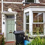 Bristol Short Stays - Fishponds