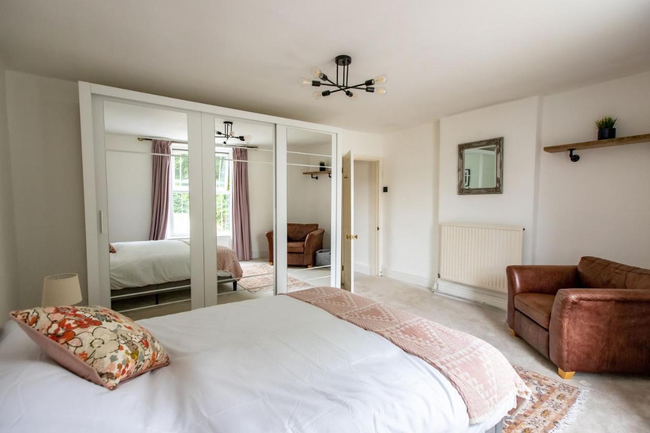 Short Stays - Fishponds