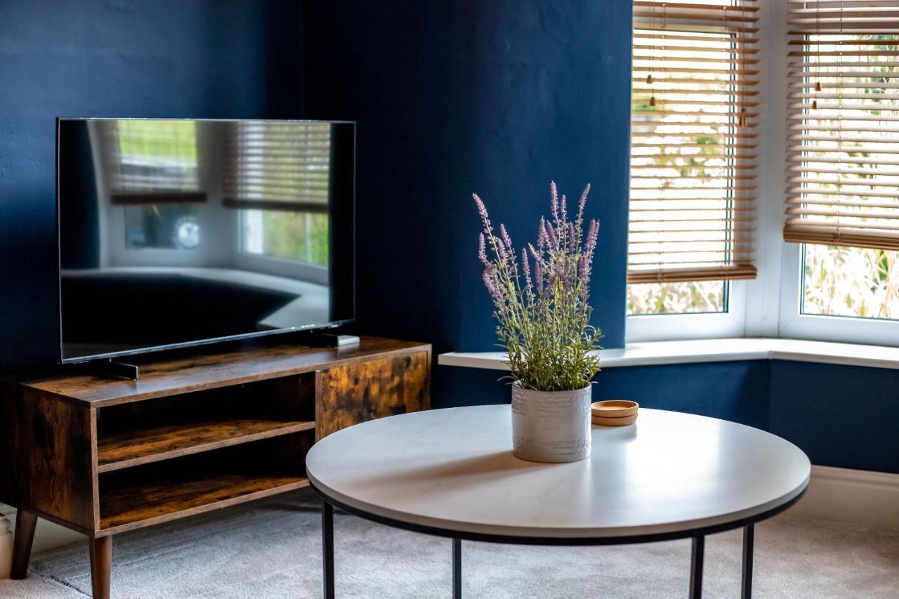 Short Stays - Fishponds *