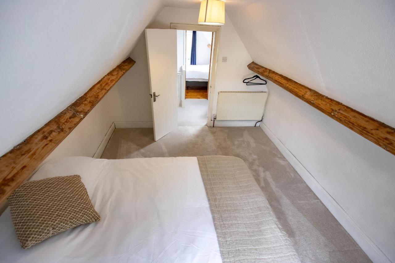 Short Stays - Fishponds * Bristol